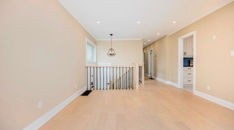 Flooring & Carpet